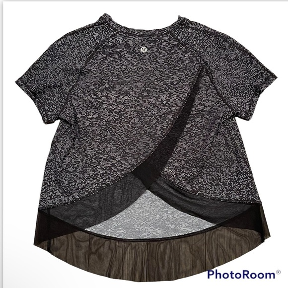 lululemon quick pace short sleeve soundwave white black Preowned great condition - Picture 9 of 10